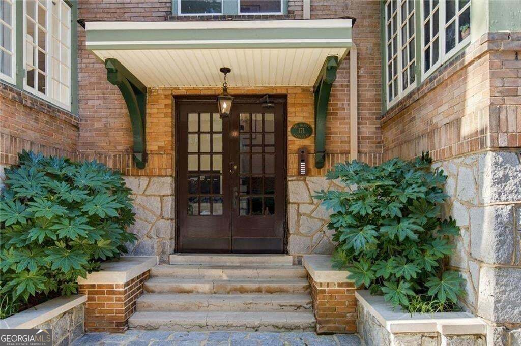 171 6th ST NE 10
