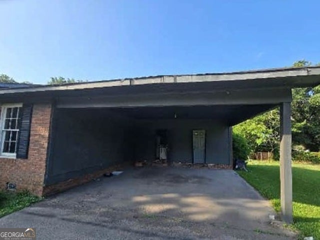 2914 Meadowbrook DR