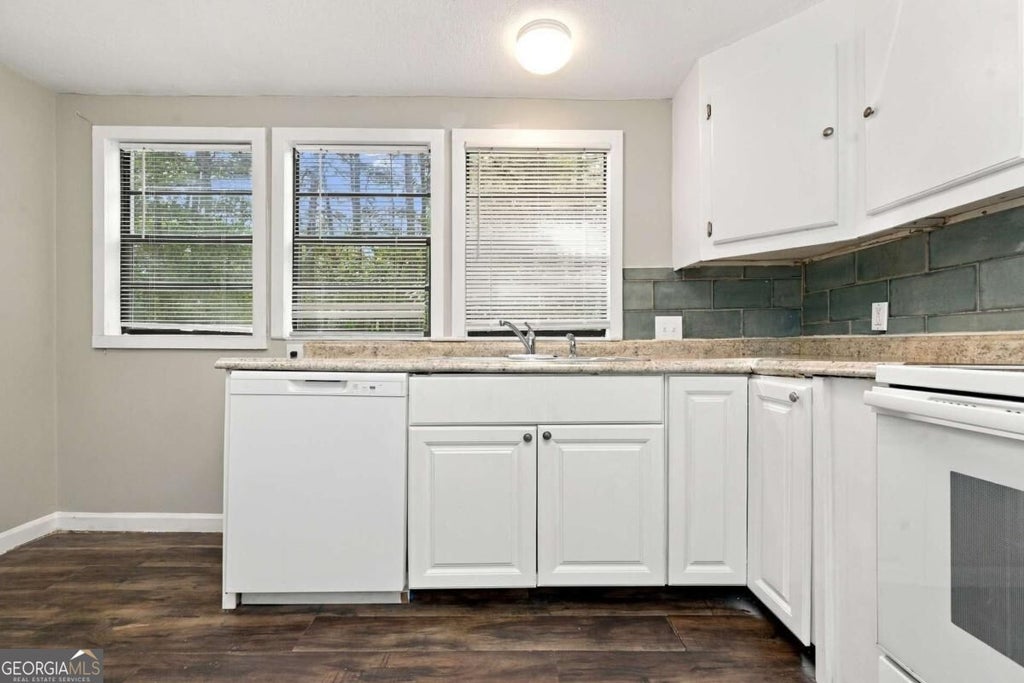 Photo of 4711 Cook Road SW, Stockbridge, GA 30281 (MLS # 10875500)