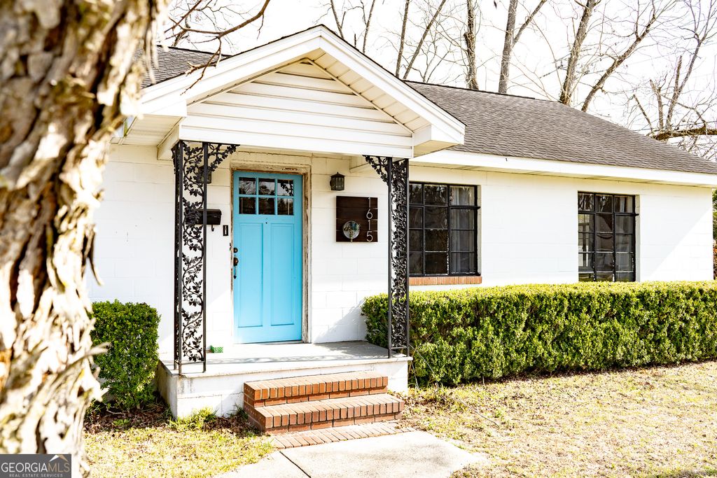 Photo of 1615 Brunel Street, Waycross, GA 31501 (MLS # 10672312)