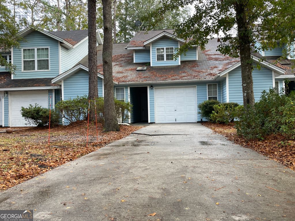 Photo of 105 E Lakemont Dr, Kingsland, GA 31548 (MLS # 10652114)
