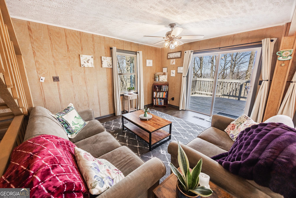 1006 Chestnut Cove TRL