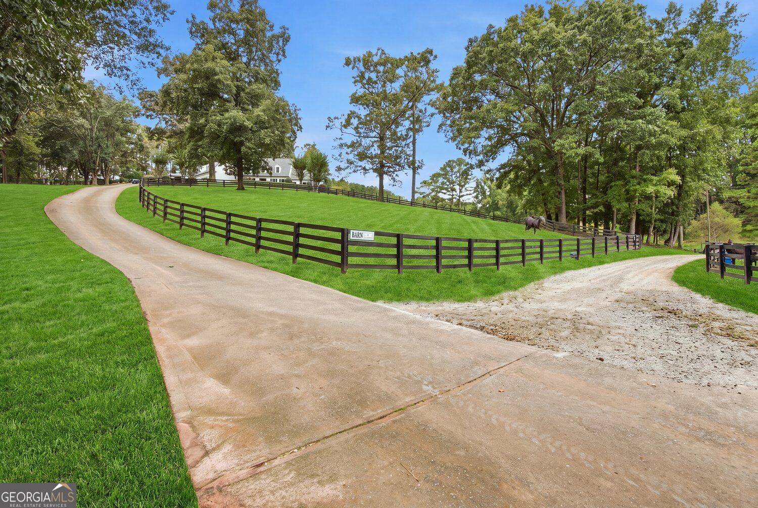 565 Old Lathemtown RD