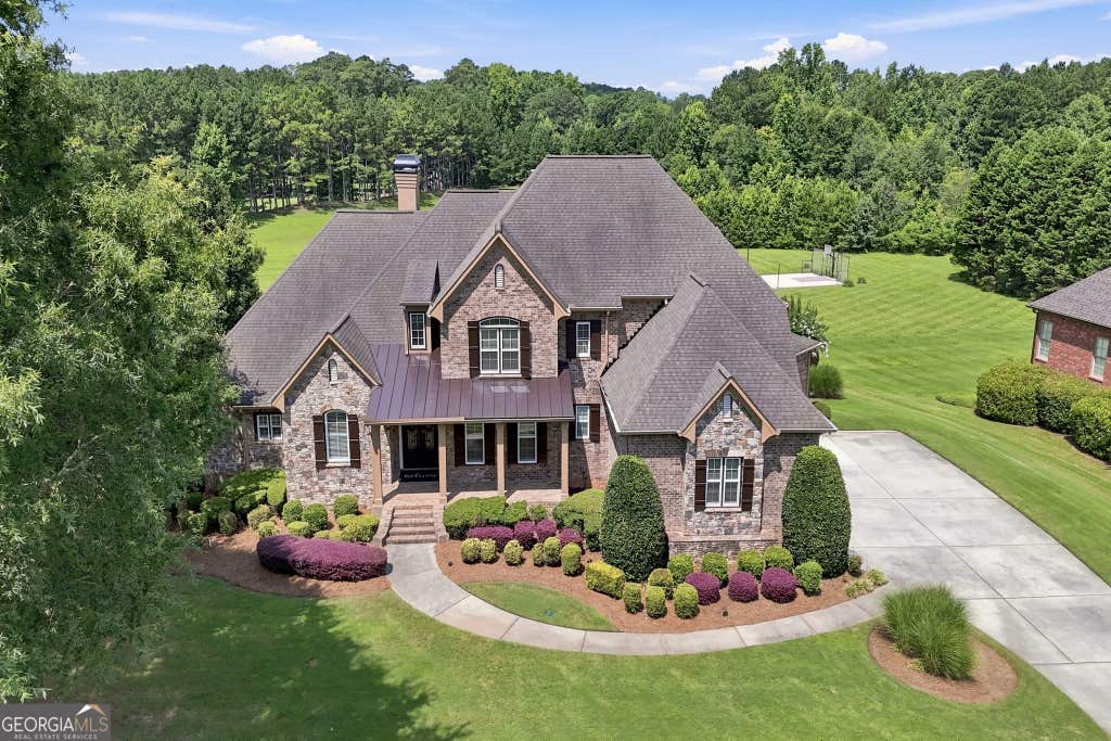 Photo of 665 Westbourne Drive, Tyrone, GA 30290 (MLS # 10802685)