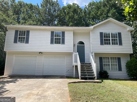 A home in Hoschton