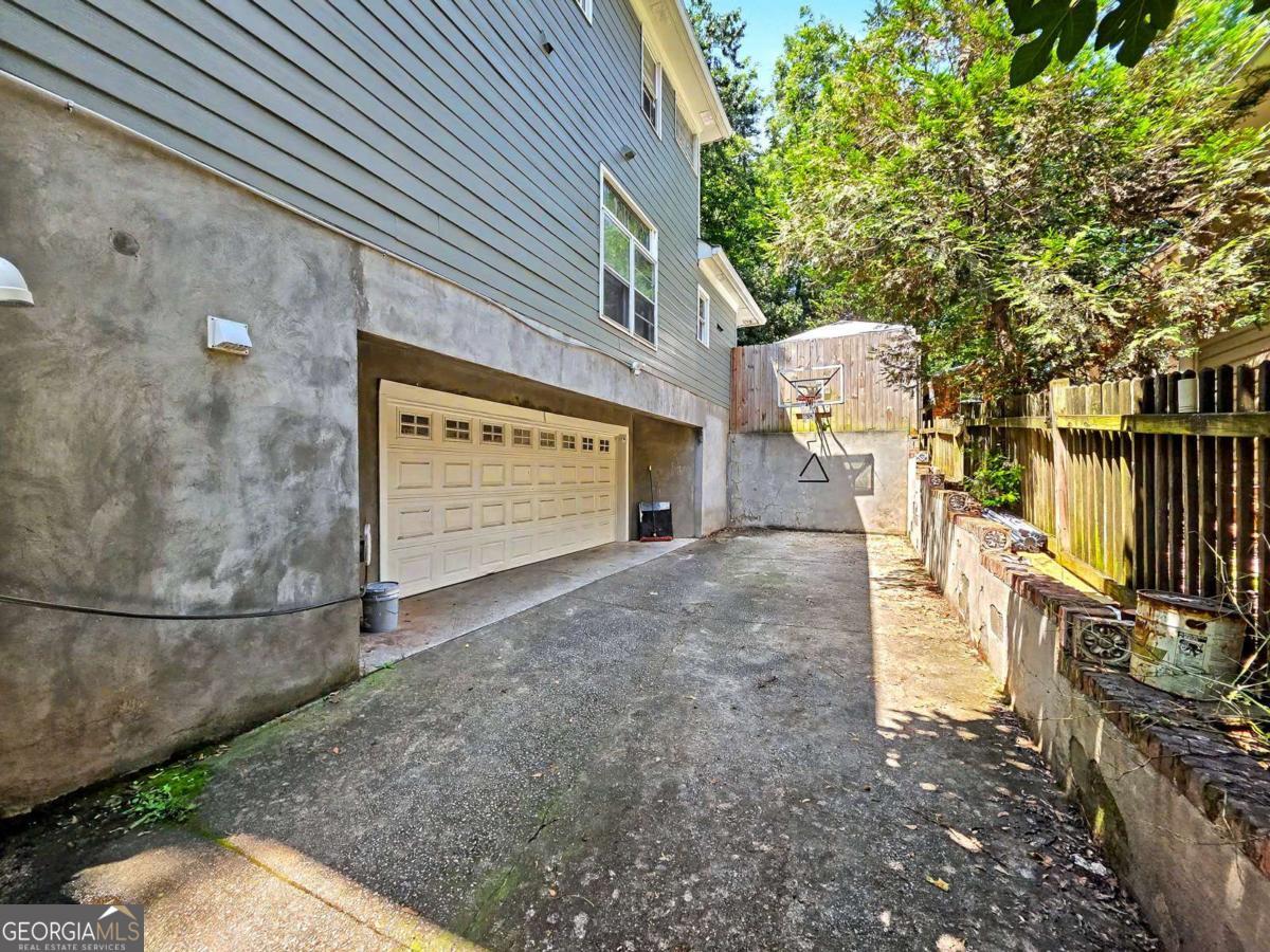 324 Brooks AVE NE