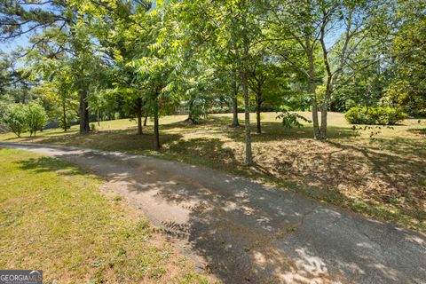 Single Family Residence in Villa Rica GA 416 Carroll Road 5.jpg