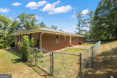 Single Family Residence in Villa Rica GA 416 Carroll Road 6.jpg