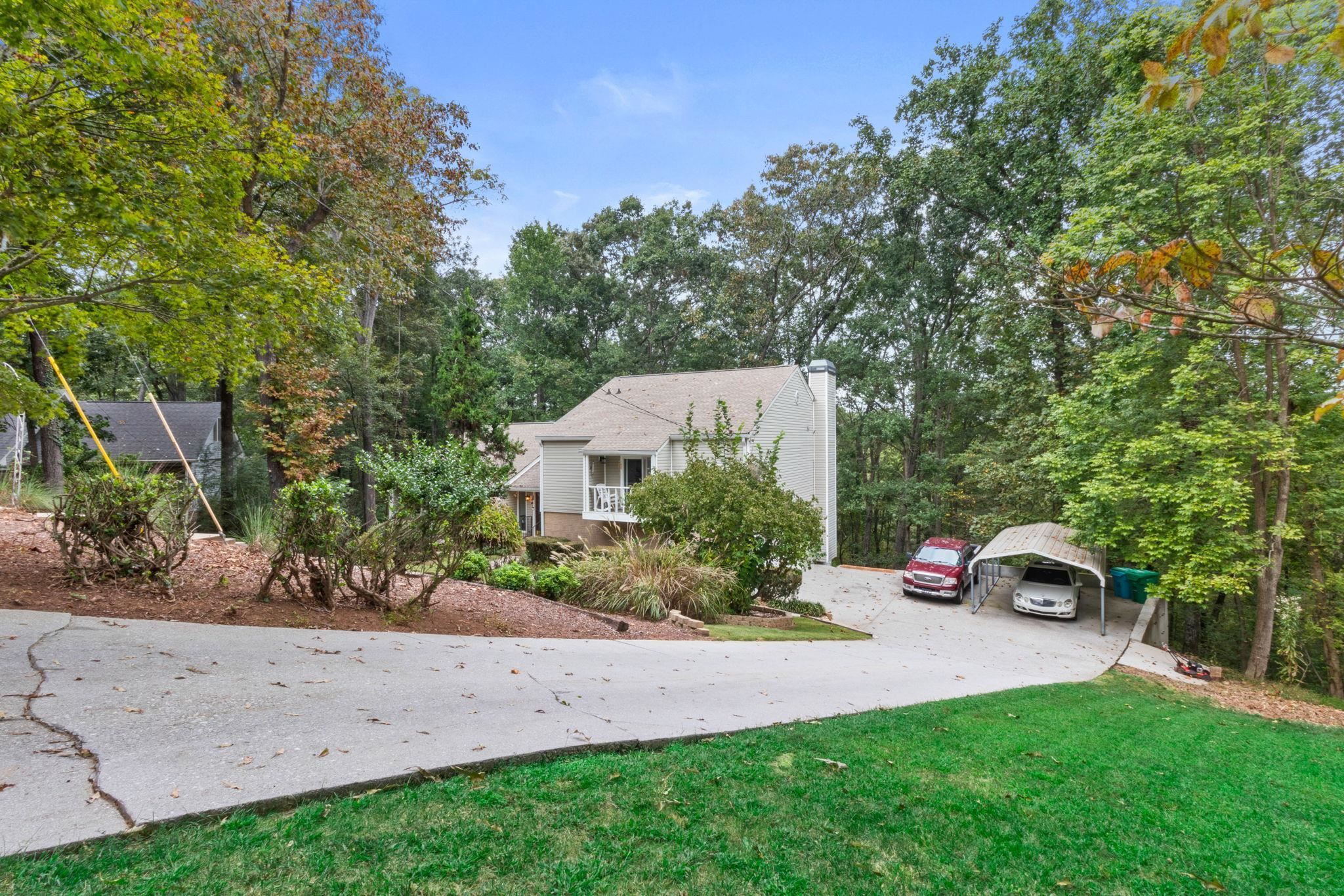 4513 Rivercliff DR