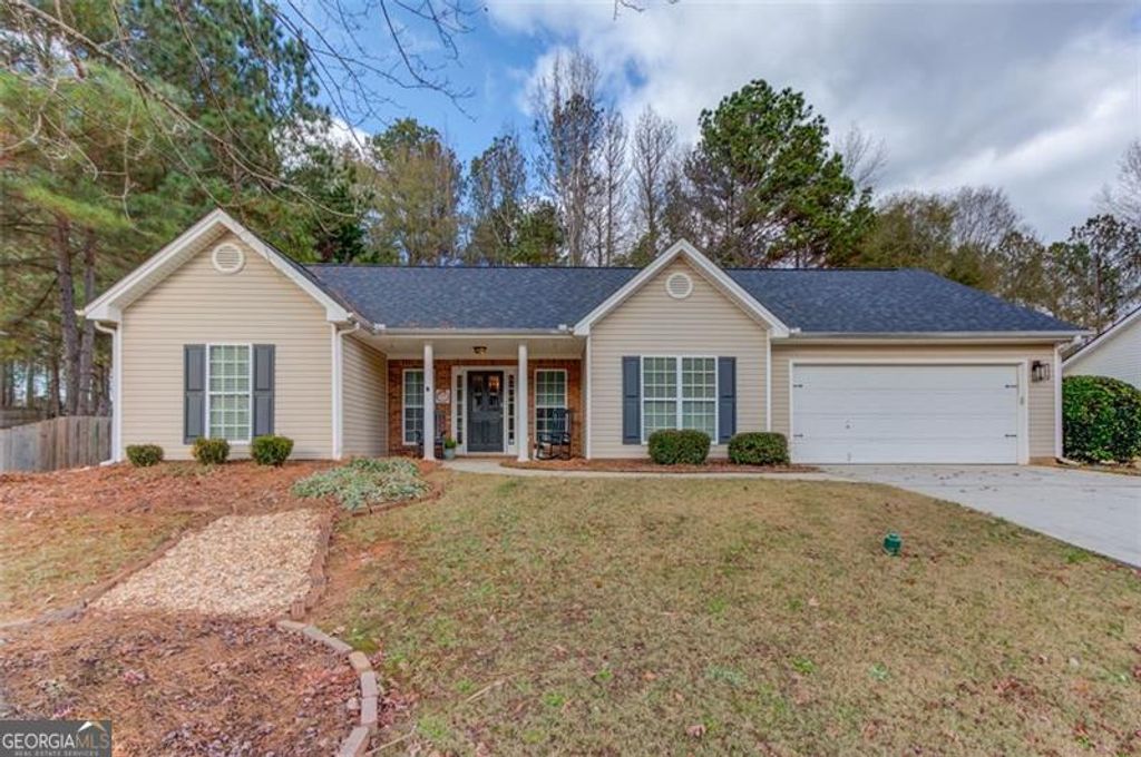 Photo of 1433 Jefferson Walk Cir, Jefferson, GA 30549 (MLS # 10655479)