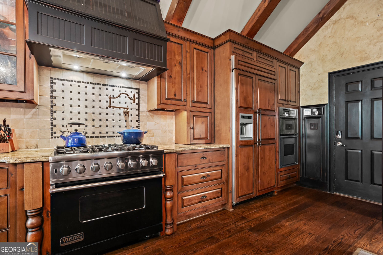 Alpharetta, Georgia 30005, United States, 3 Bedrooms Bedrooms, ,4 BathroomsBathrooms,Residential,Pending,118443