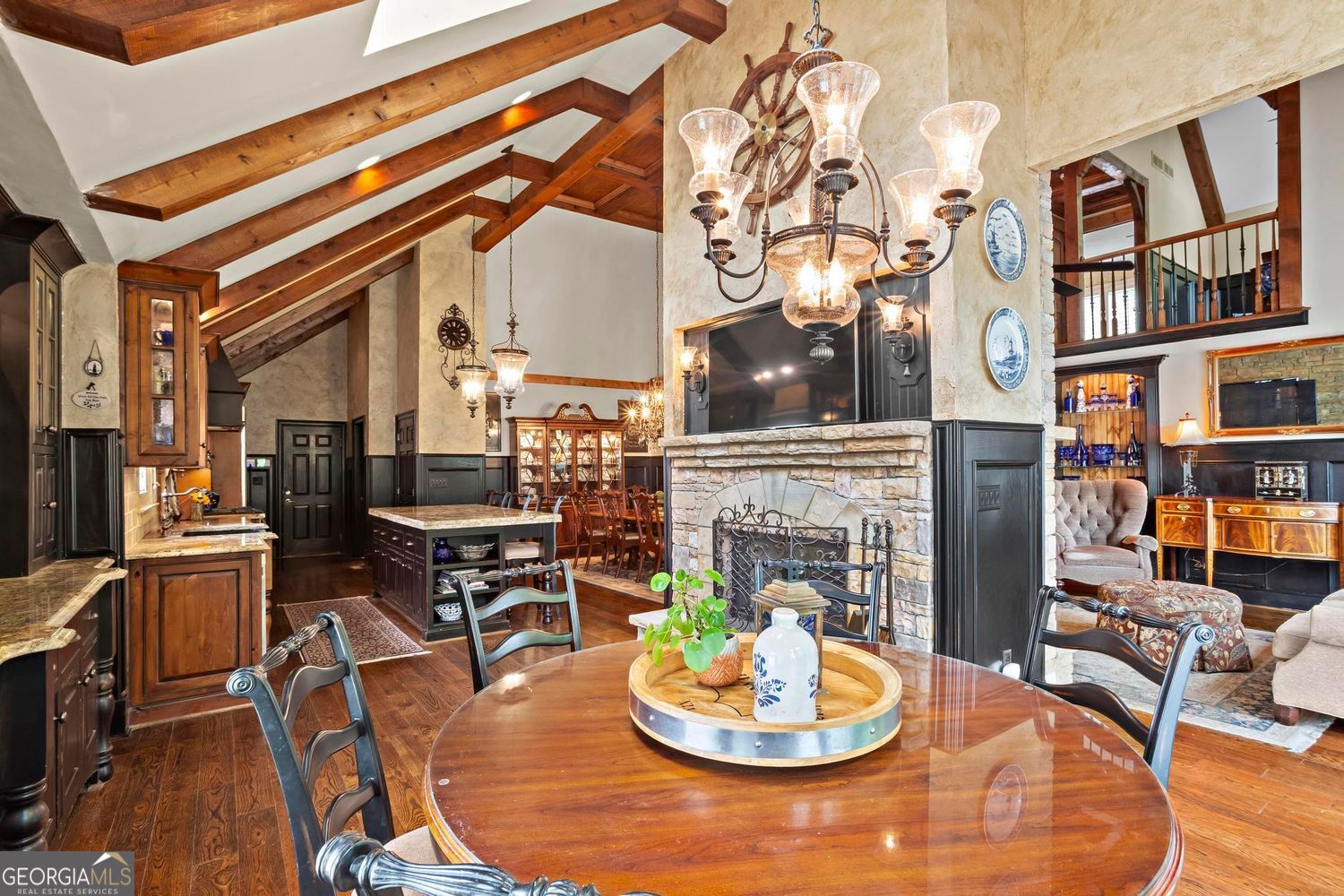 Alpharetta, Georgia 30005, United States, 3 Bedrooms Bedrooms, ,4 BathroomsBathrooms,Residential,Pending,118443