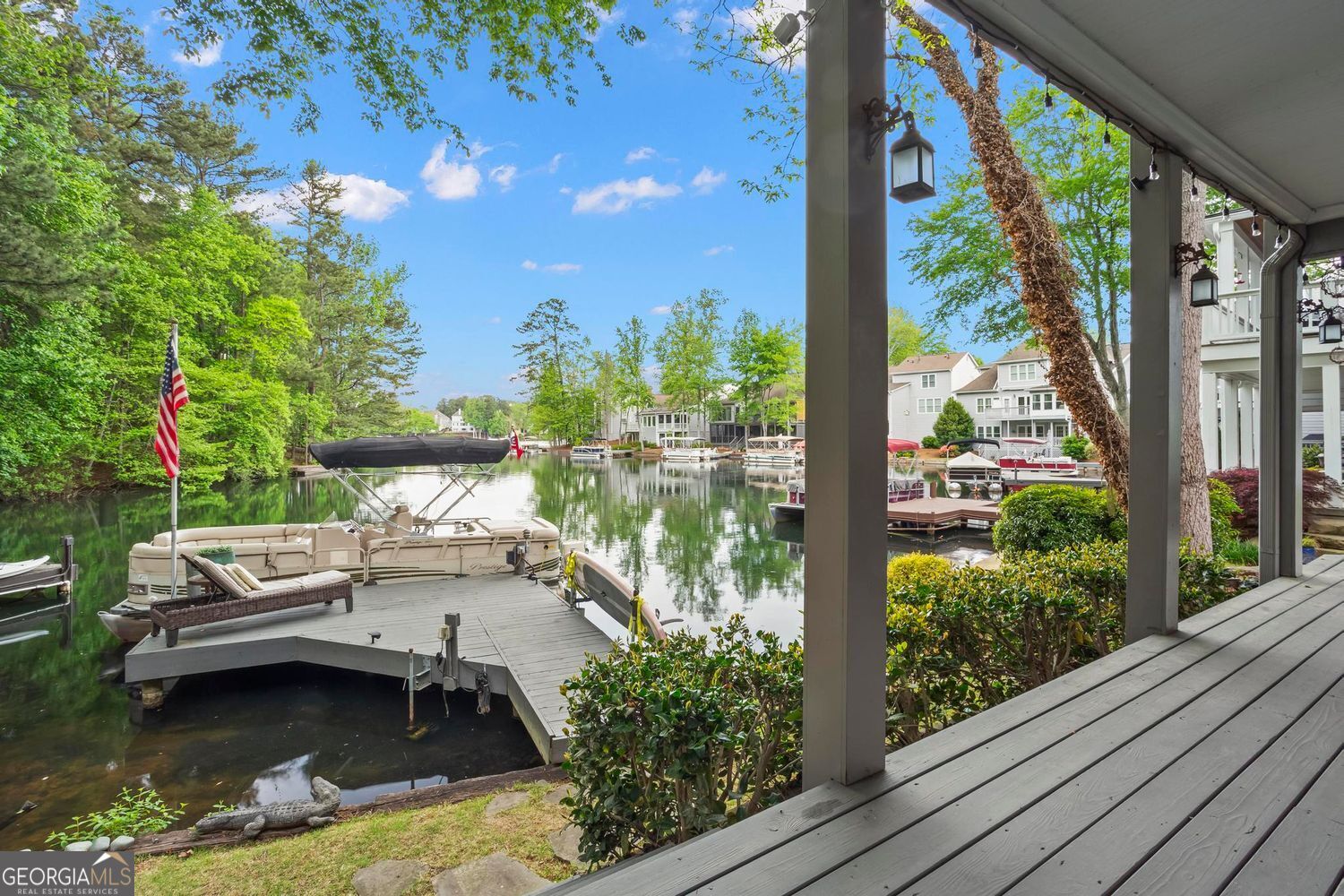 Alpharetta, Georgia 30005, United States, 3 Bedrooms Bedrooms, ,4 BathroomsBathrooms,Residential,Pending,118443