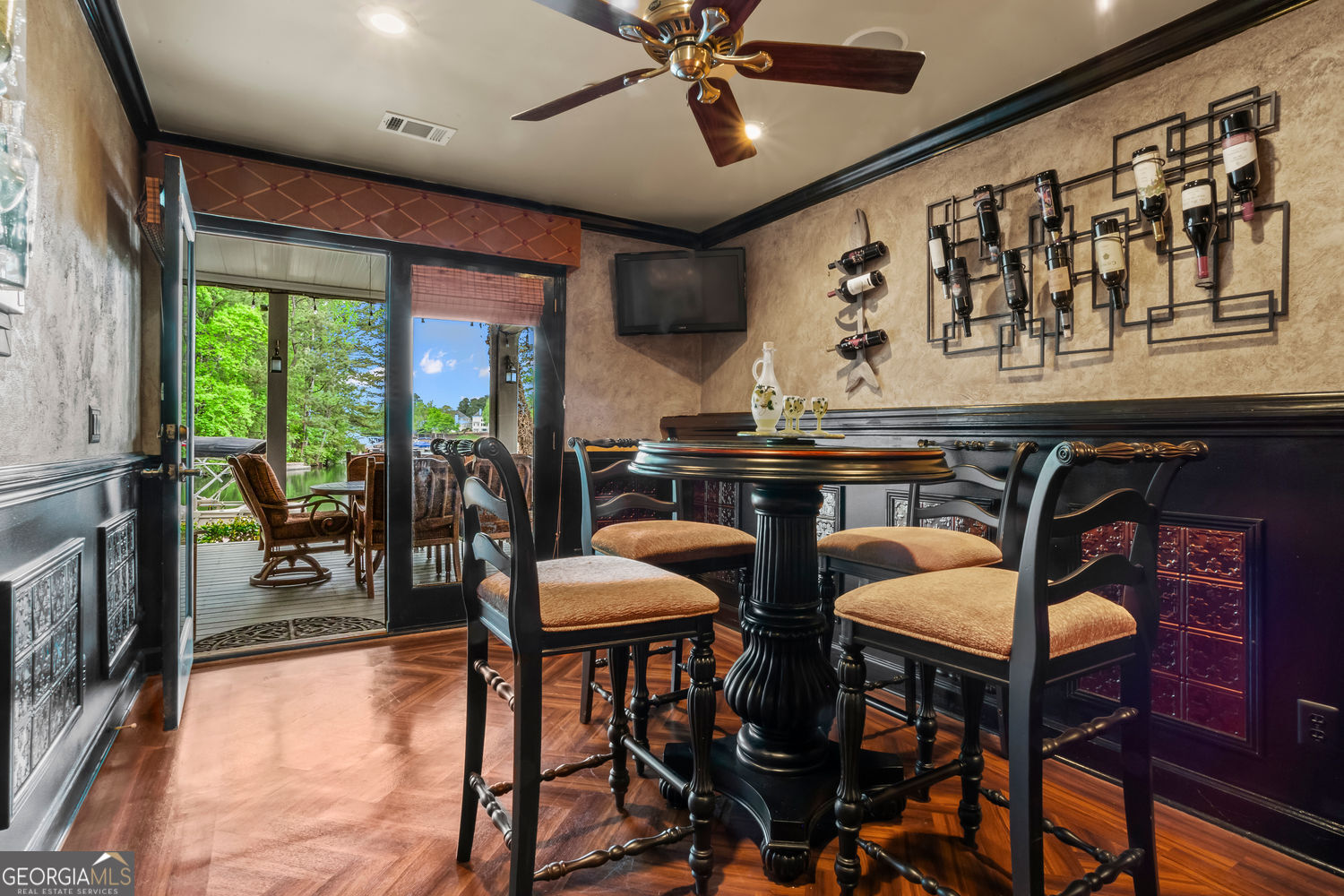 Alpharetta, Georgia 30005, United States, 3 Bedrooms Bedrooms, ,4 BathroomsBathrooms,Residential,Pending,118443