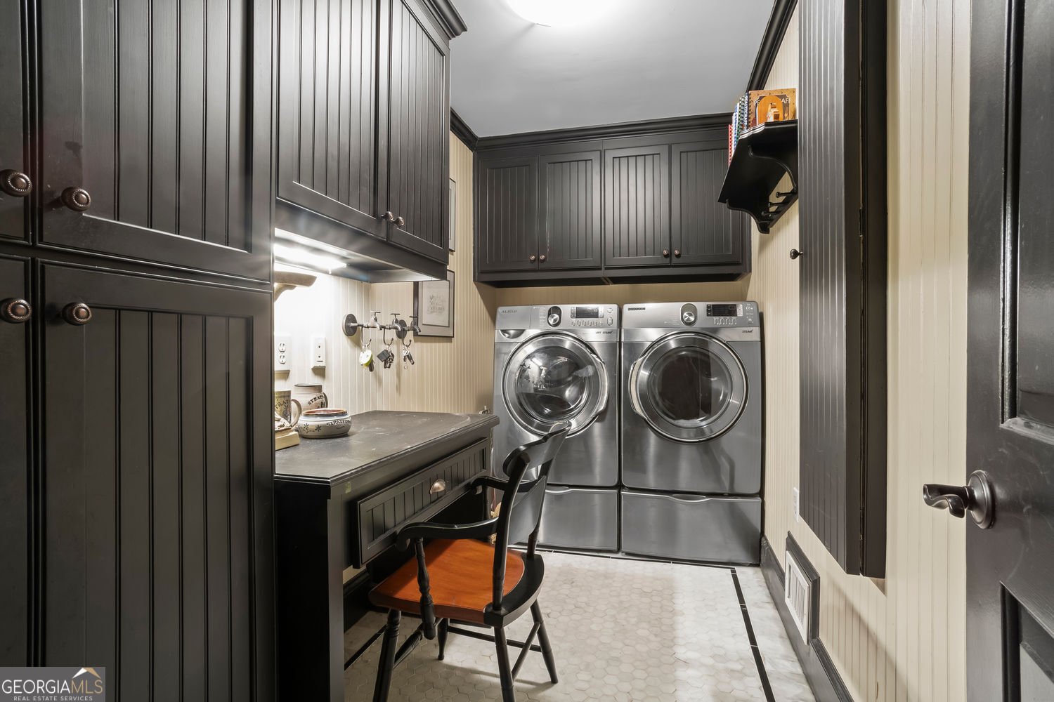 Alpharetta, Georgia 30005, United States, 3 Bedrooms Bedrooms, ,4 BathroomsBathrooms,Residential,Pending,118443