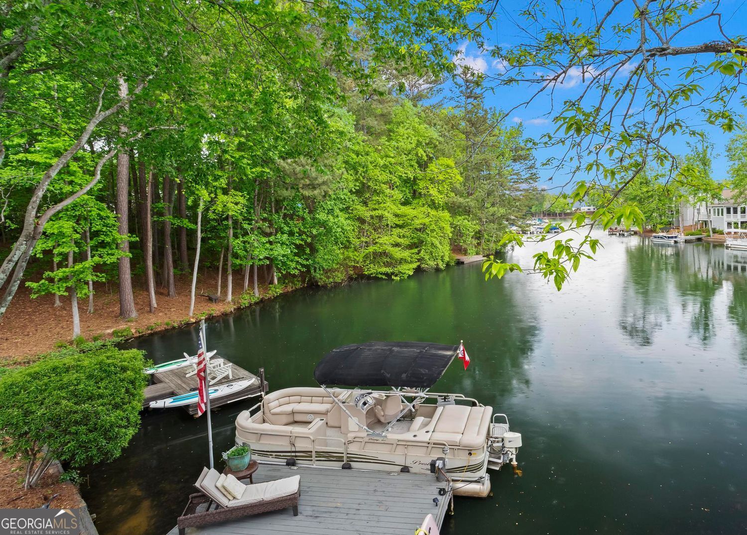 Alpharetta, Georgia 30005, United States, 3 Bedrooms Bedrooms, ,4 BathroomsBathrooms,Residential,Pending,118443