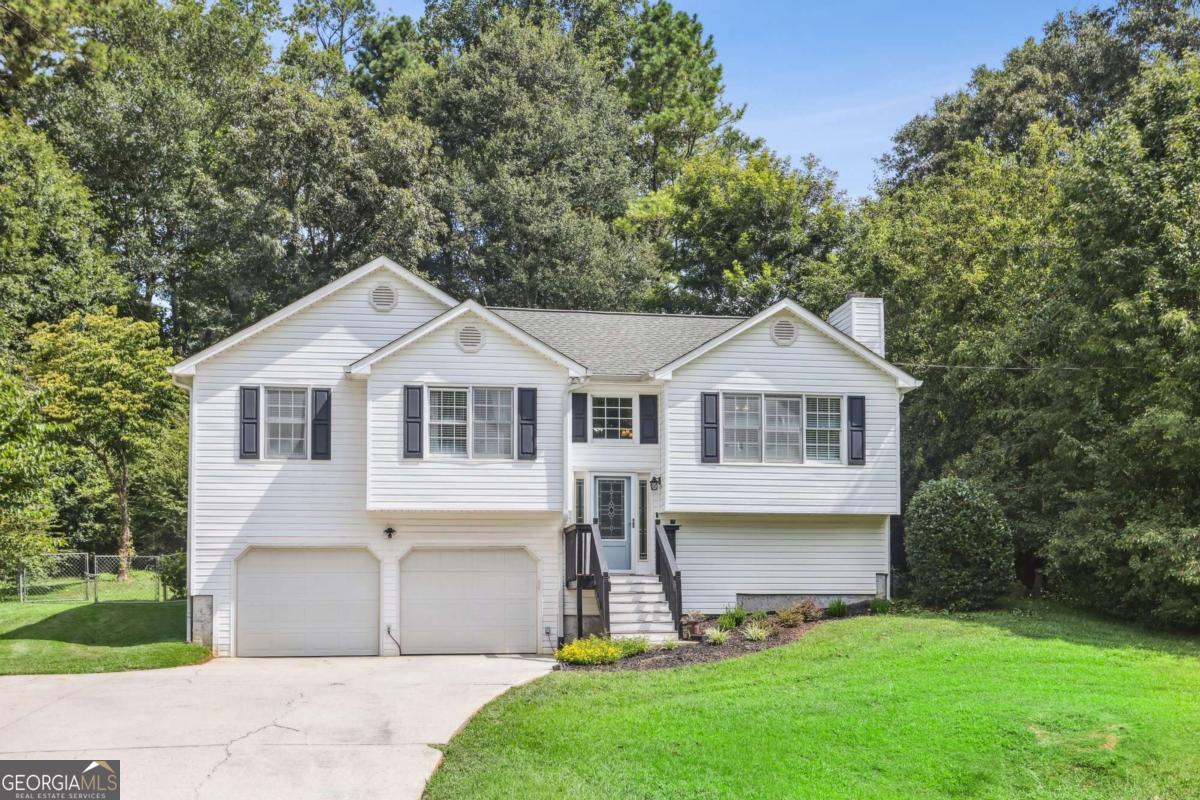 Charming home on a beautiful 3/4 acre lot in Summer Glen with 3 beds up and a finished bonus or 4th bedroom in the basement! Fenced in backyard plus a covered deck. Cathedral ceilings in the living room plus a beautiful stone fireplace. Kitchen with stained cabinets and stainless appliances. Storage shed and firepit. 2 car garage. Home shows exceptionally well and has tons of privacy on a private cul-de-sac on a great street!