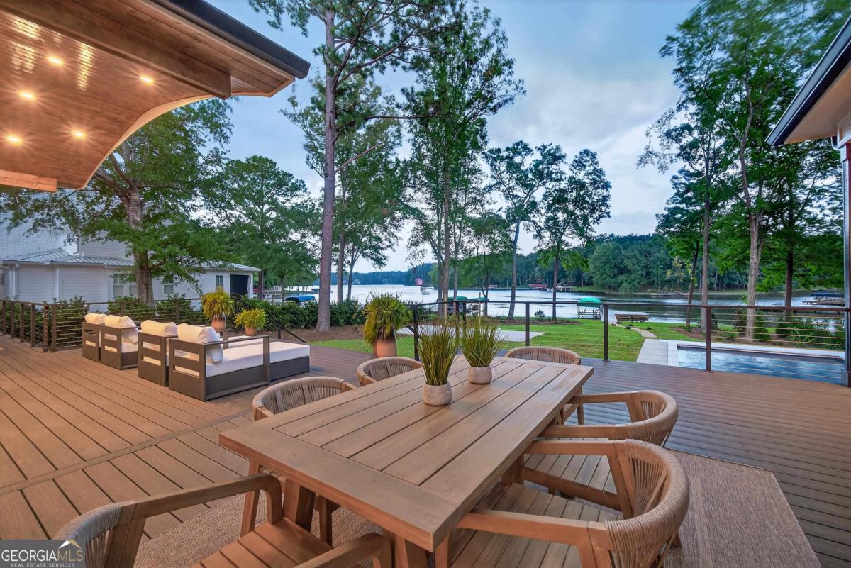 298 W River Bend DR