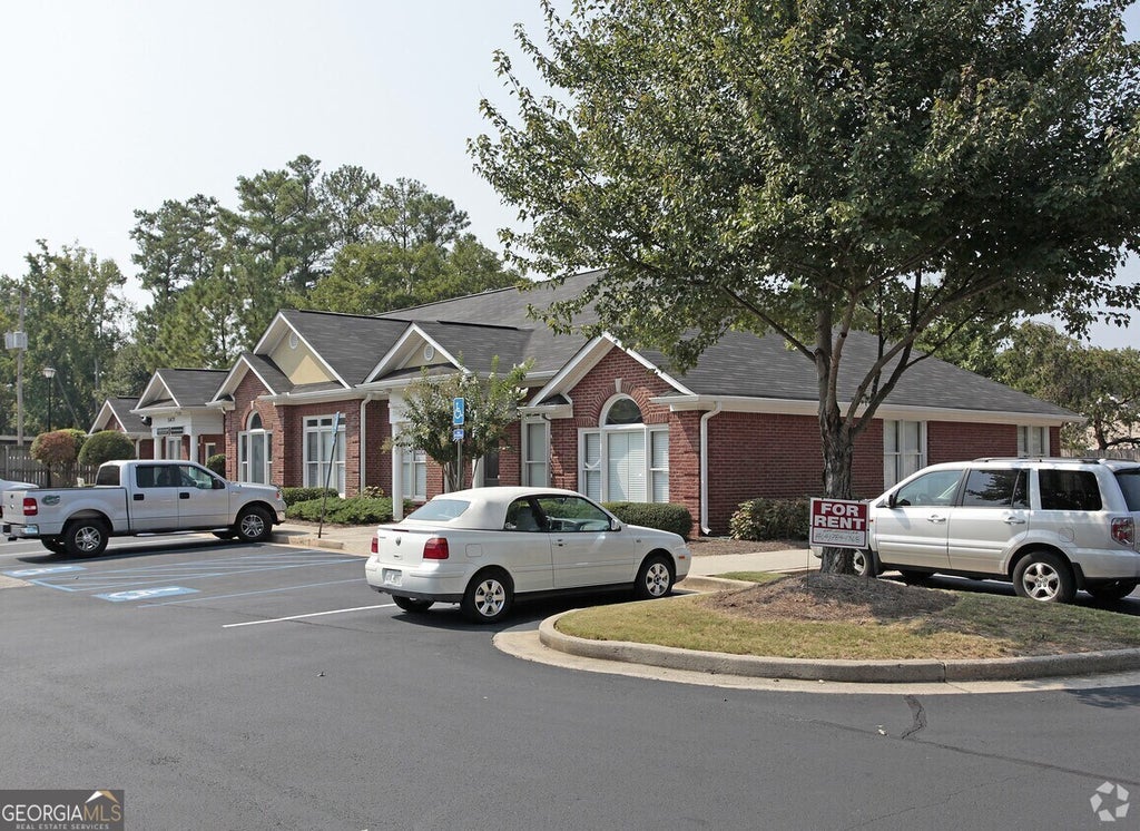 Photo of 11675 Century Drive #A, Alpharetta, GA 30009 (MLS # 10778501)