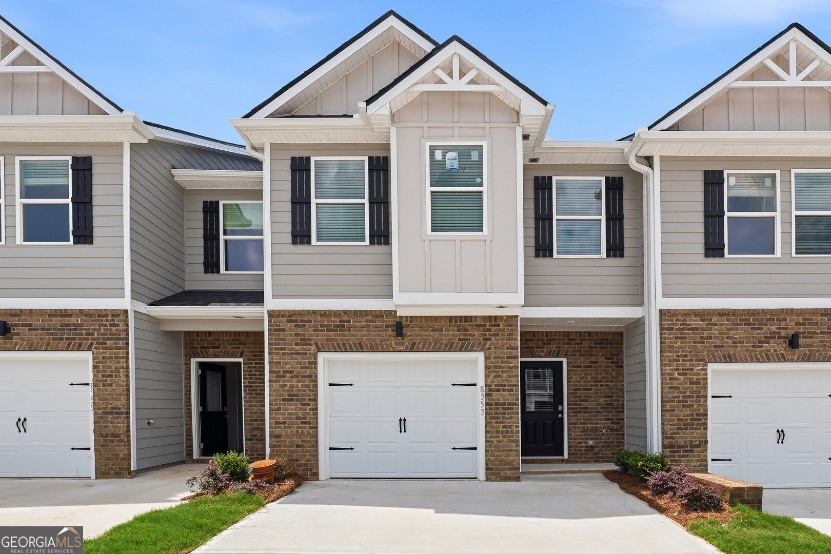 8330 Columbia CT