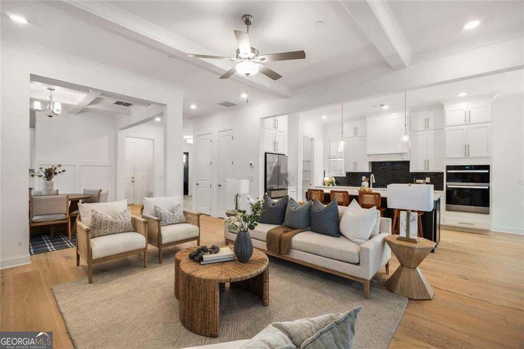 225 Scottsdale DR