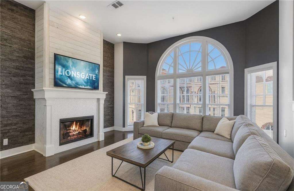 Buckhead Central - Residential