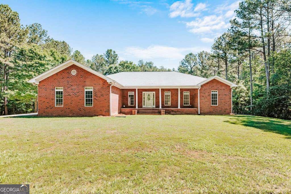 Photo of 252 Sandy Cross Road, Lexington, GA 30648 (MLS # 10780470)