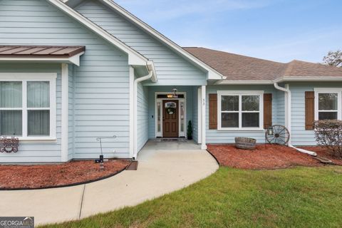 A home in Woodbine