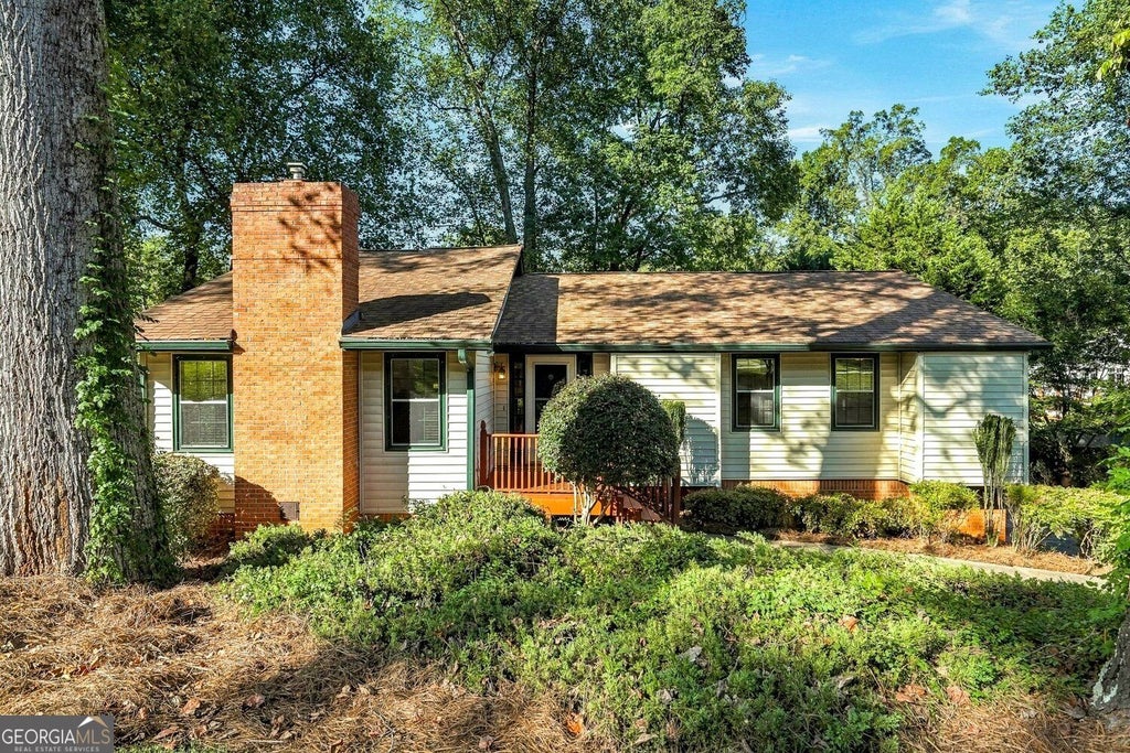 Photo of 1750 Sundale Drive, Lawrenceville, GA 30046 (MLS # 10869671)