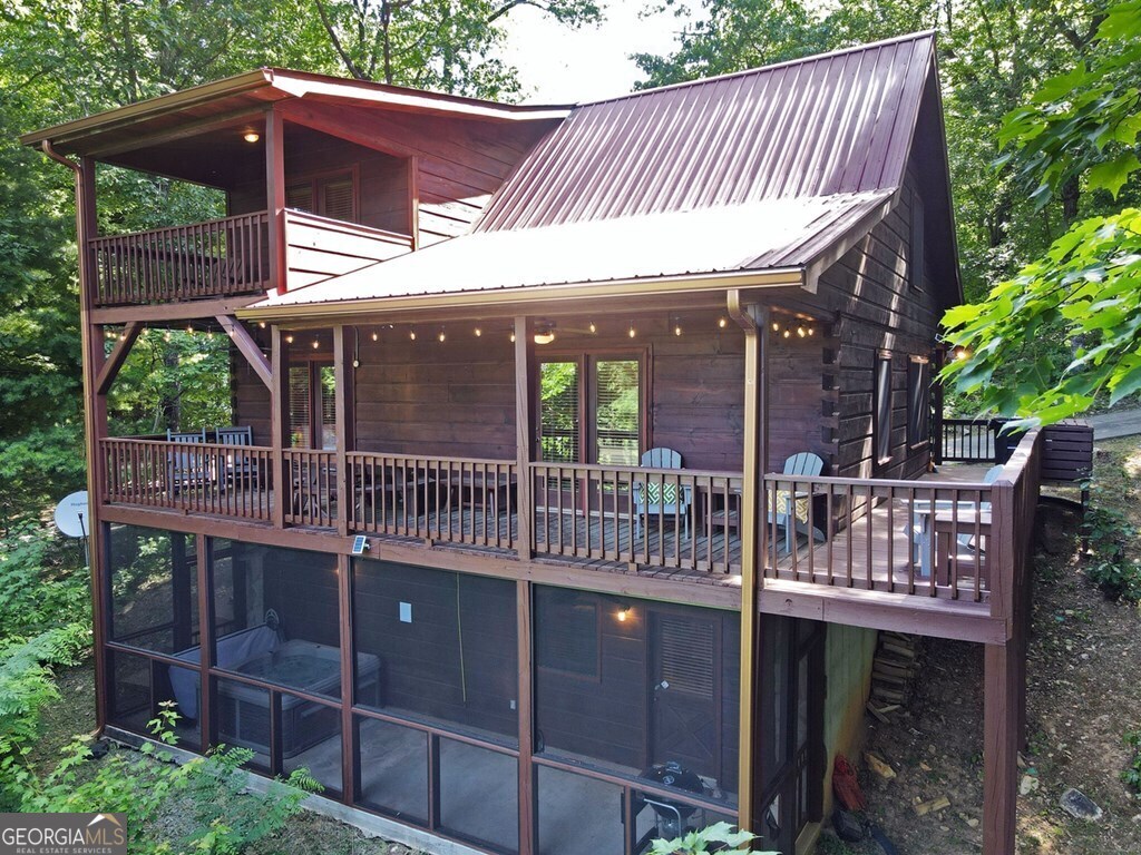 890 Brittney DR