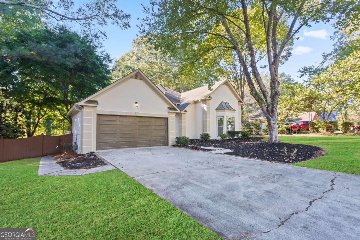 Lees Crossing - Residential