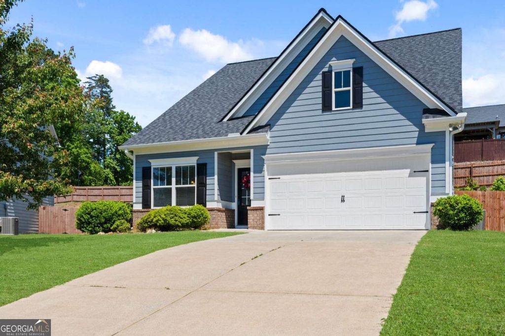 Photo of 604 Garden Grace, Canton, GA 30114 (MLS # 10764873)