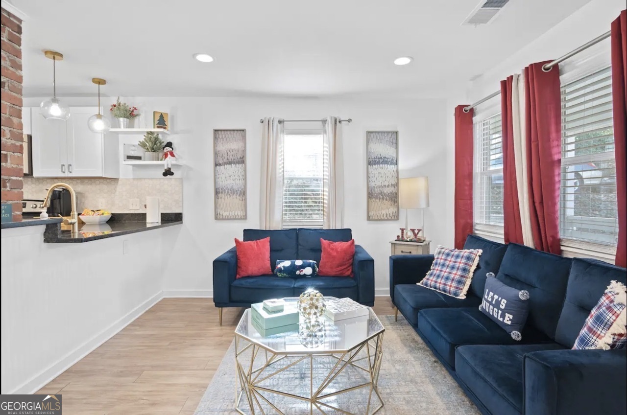 251 Aurora AVE NW