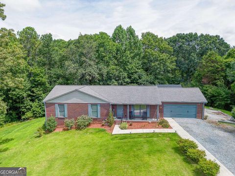 Photo of 41 Summit Ridge Drive SE, Cartersville, GA 30120 (MLS # 10612386)