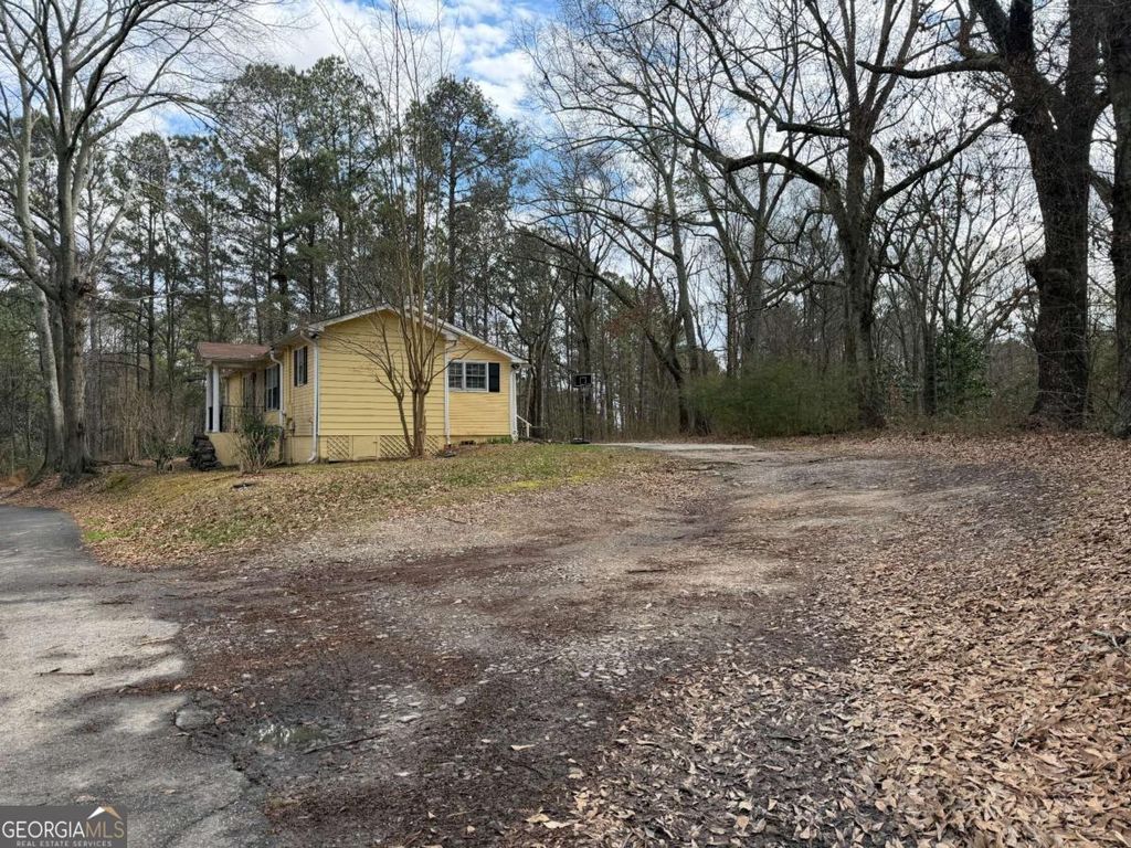 Photo of 3350 Center Street, Austell, GA 30106 (MLS # 10676091)