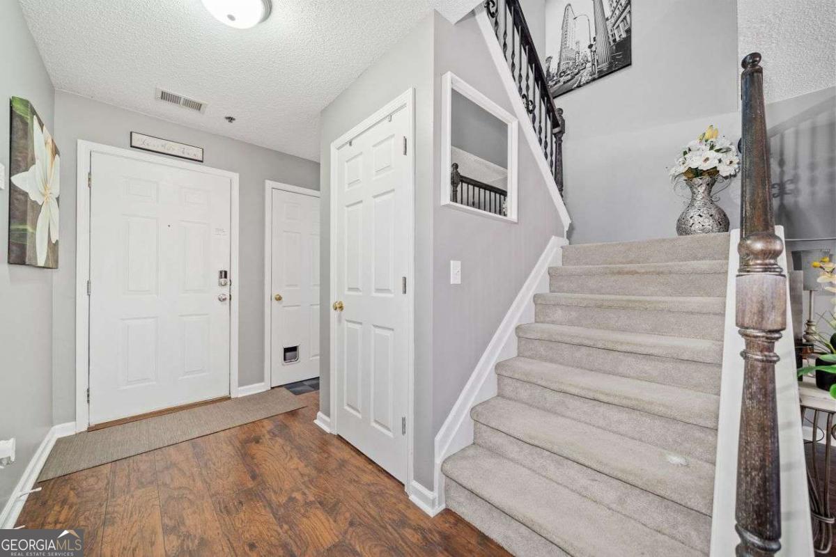 330 COTTONWOOD CREEK CIR