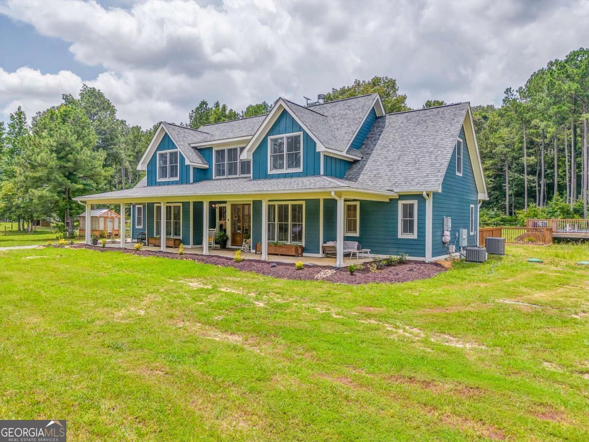 318 Quail Hollow DR NW