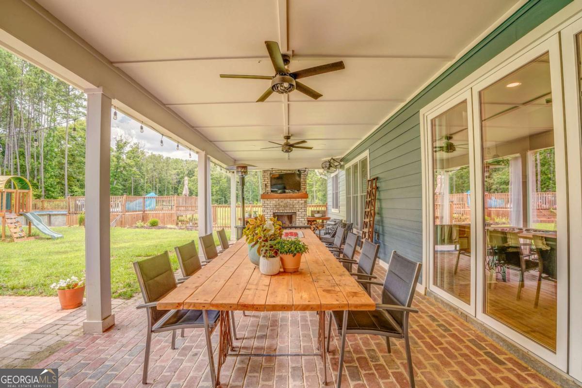 318 Quail Hollow DR NW
