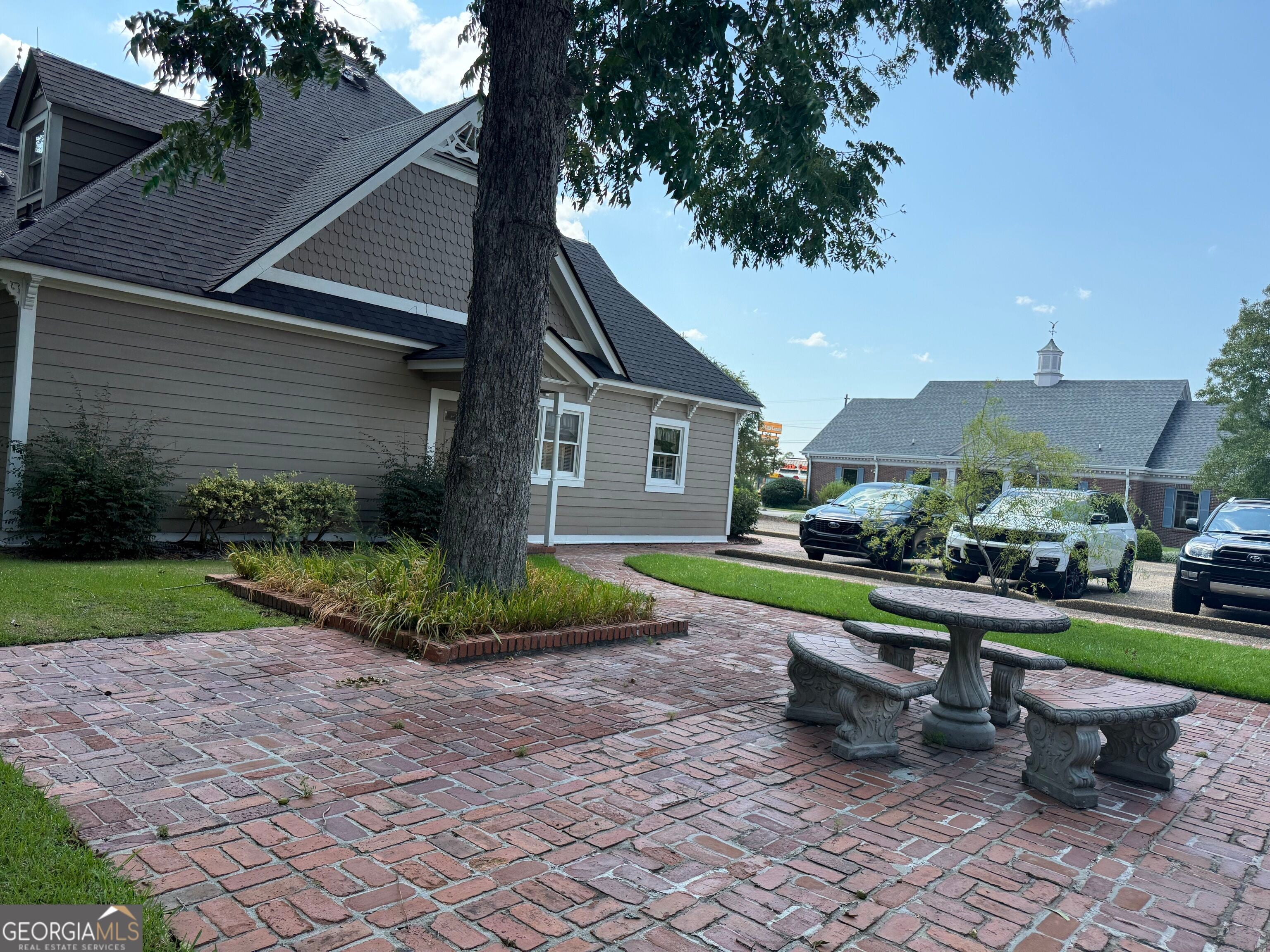 7 Jeff Davis ST 1