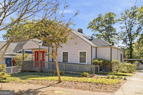 Photo of 1359 George W Brumley Way SE, Atlanta, GA 30317 (MLS # 10880109)