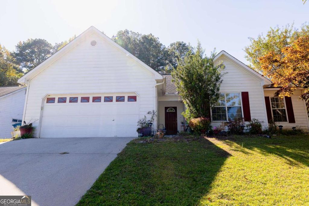 Photo of 705 Allens Landing Drive, Lawrenceville, GA 30045 (MLS # 10710369)