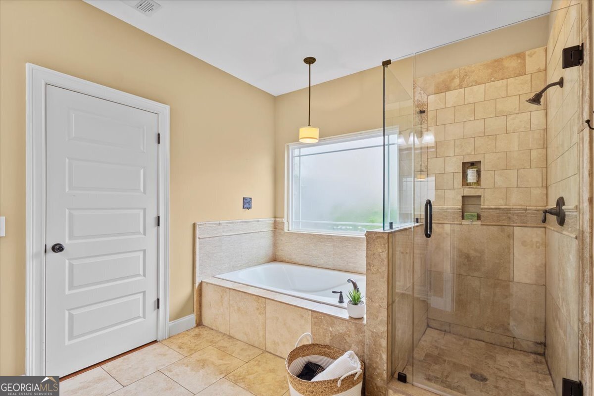 KENSINGTON - Residential
