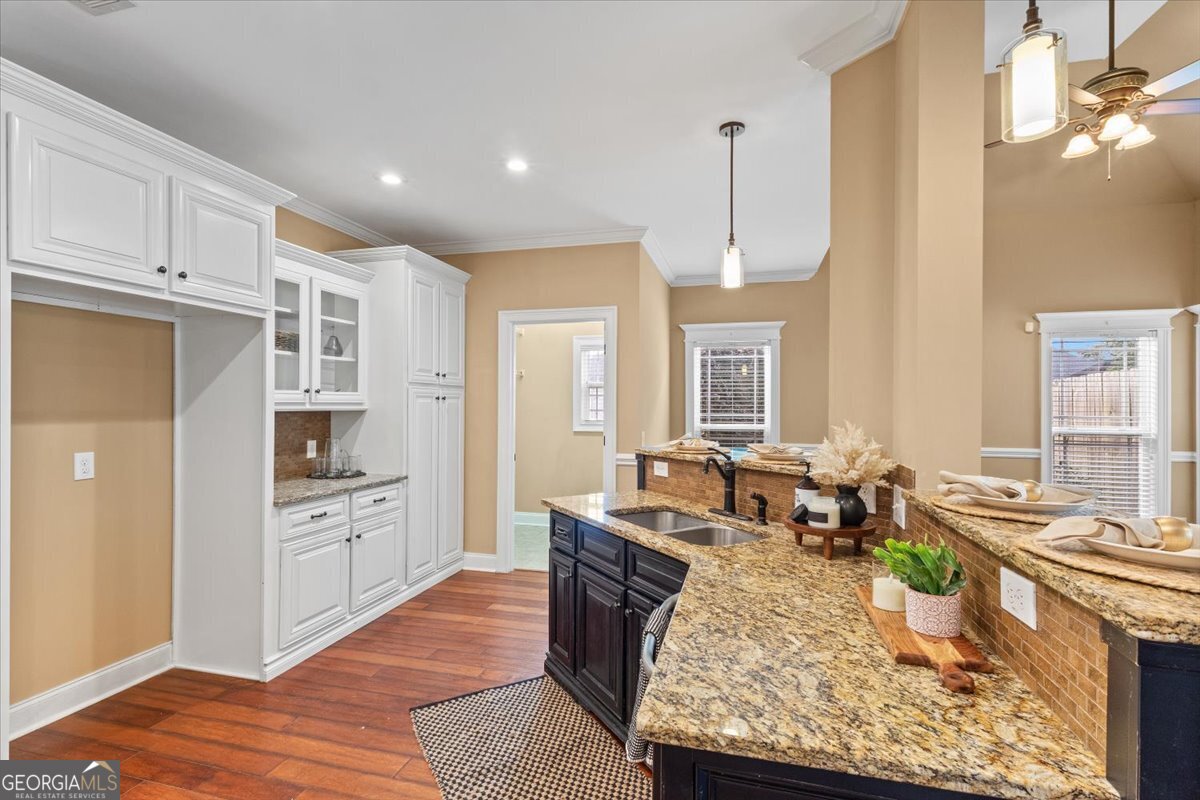 KENSINGTON - Residential
