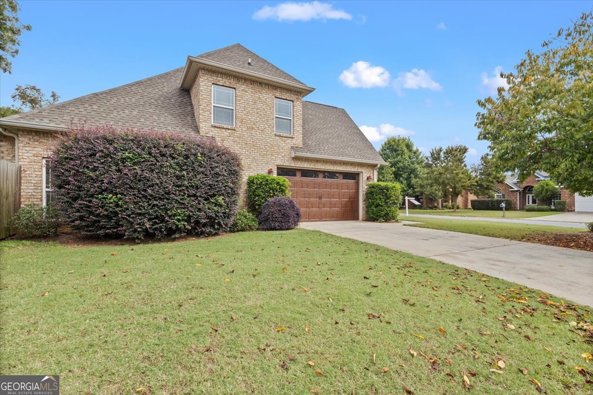 300 Cheshire DR