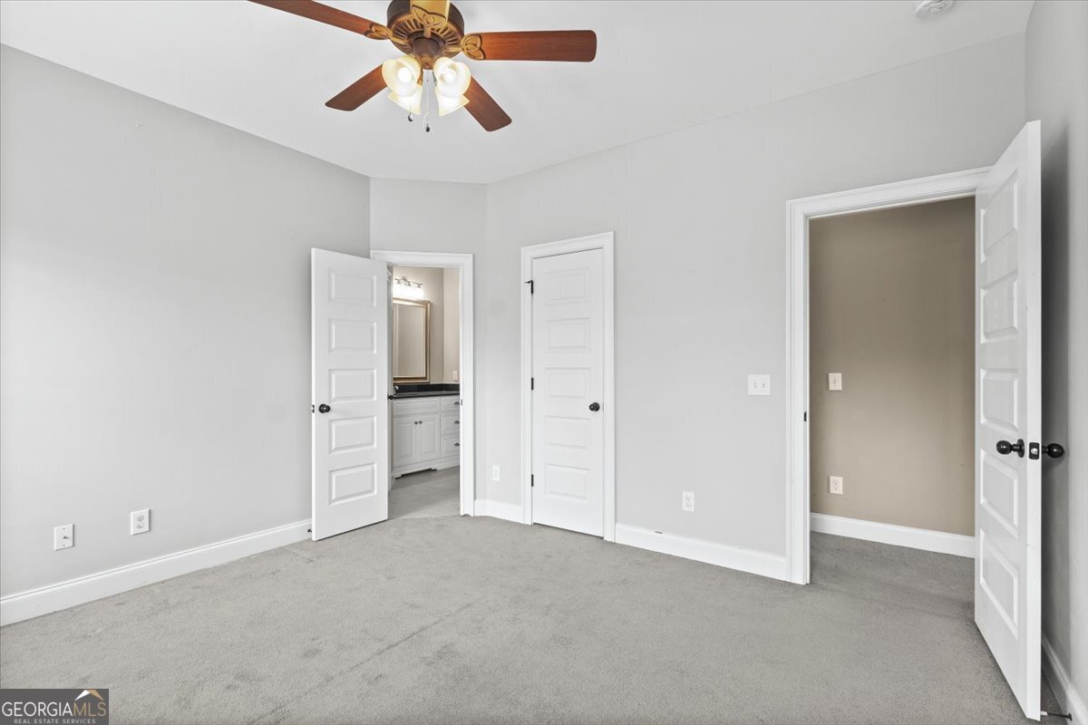 KENSINGTON - Residential