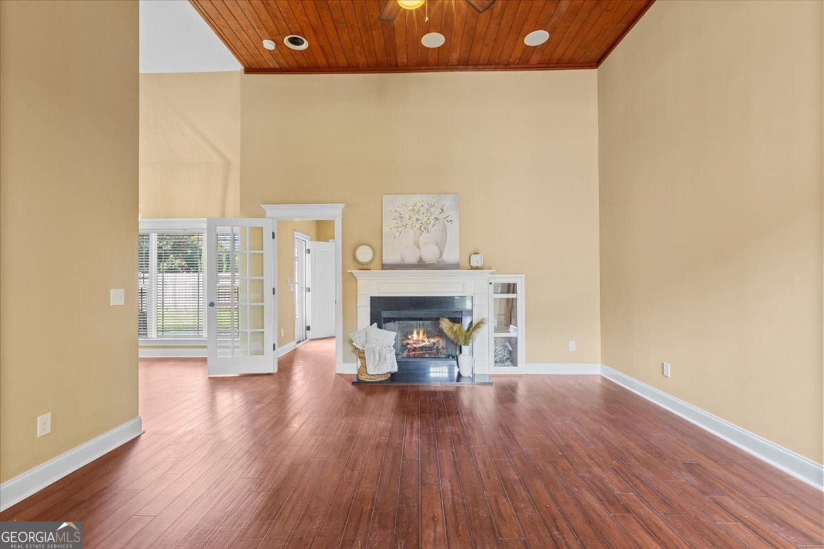 KENSINGTON - Residential