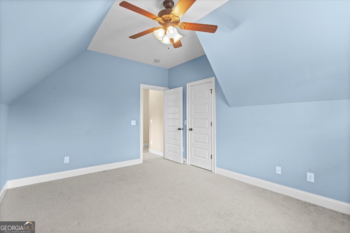 KENSINGTON - Residential