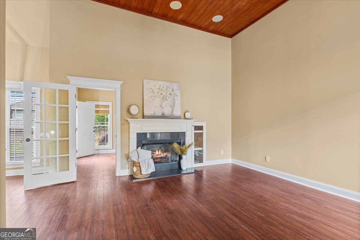 KENSINGTON - Residential