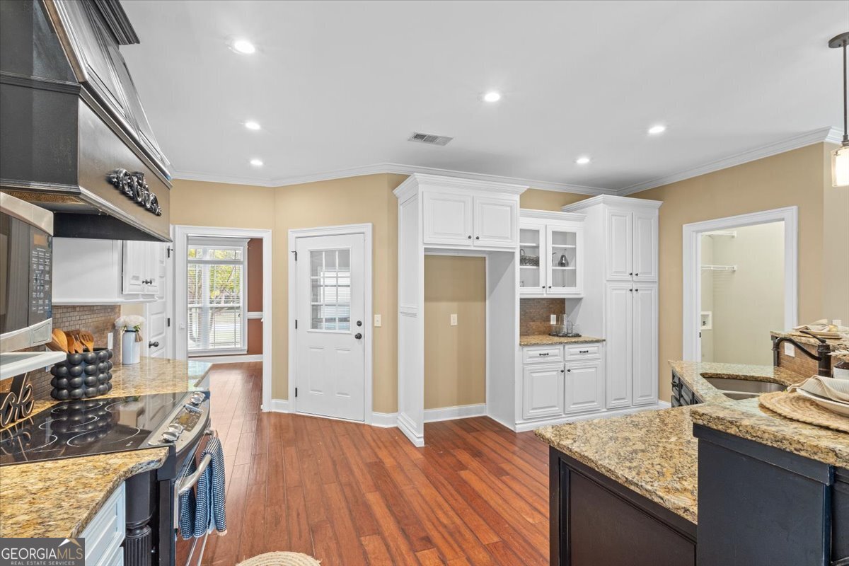 KENSINGTON - Residential