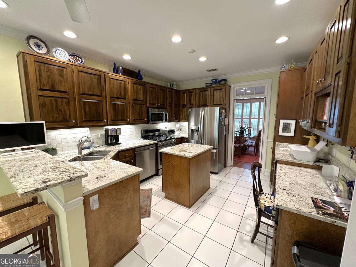 7155 Roswell RD 57